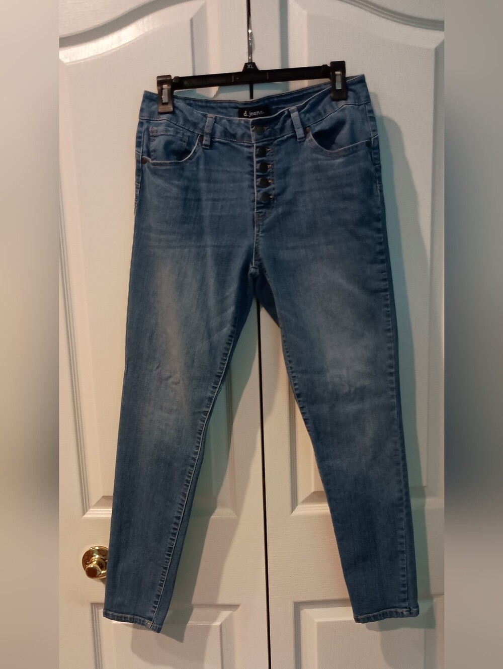 d. jeans Women's Medium Blue Skinny Button-Fly Jeans